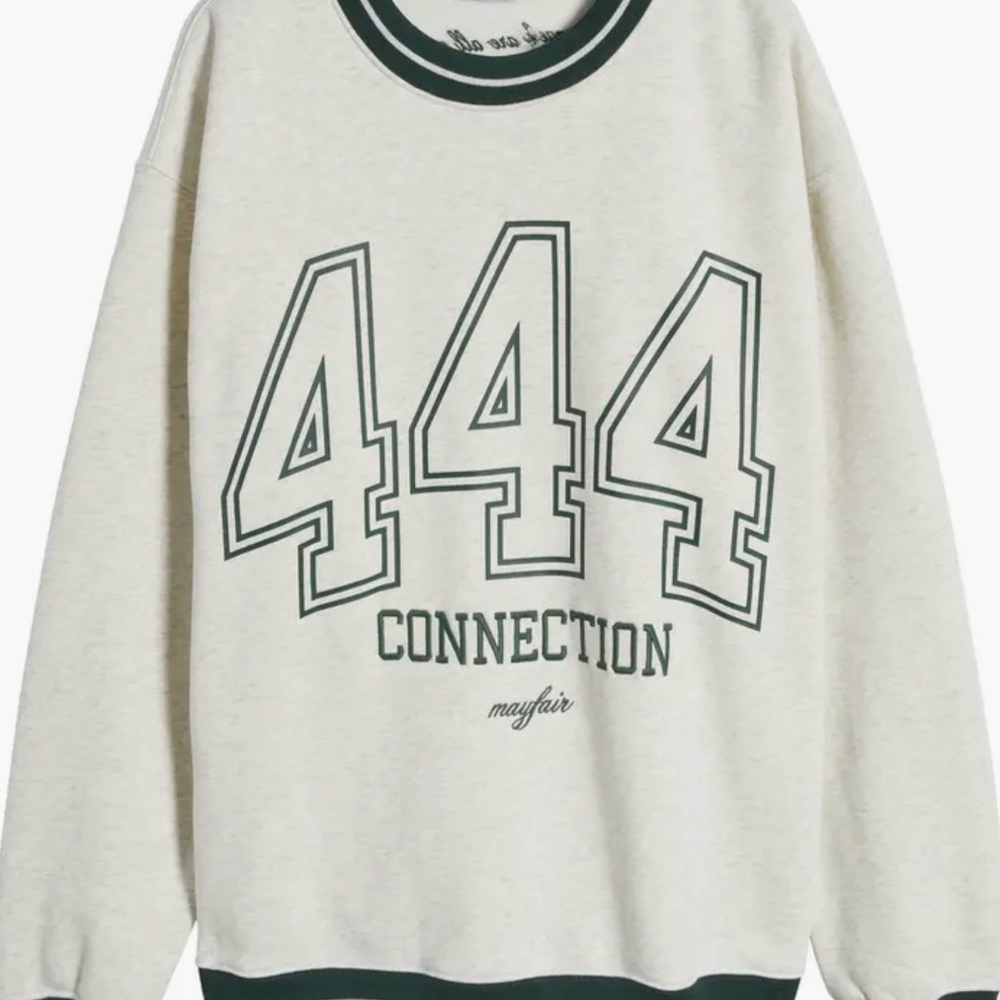 444 Fleece Crewneck Sweatshirt
THE MAYFAIR GROUP - Picture 4 of 4